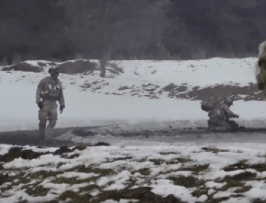 Αμερικανοί αλεξιπτωτιστές εν δράσει: Ασκήσεις με πραγματικά πυρά ανά την Ευρώπη! (βίντεο)